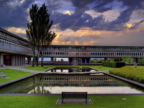 サイモン・フラサー大学