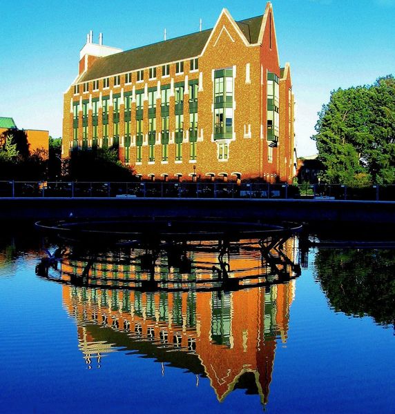 ワシントン大学